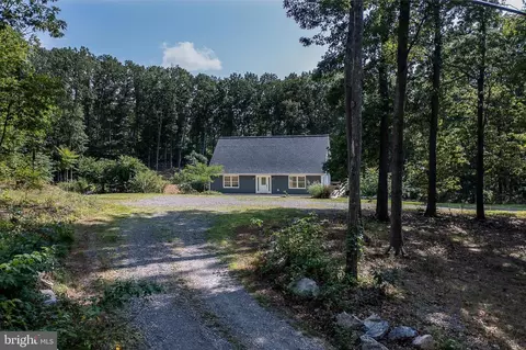 232 Coon Hollow Trl, Hedgesville, WV 25427