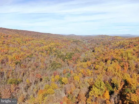 Cold Run Valley Rd, Berkeley Springs, WV 25411