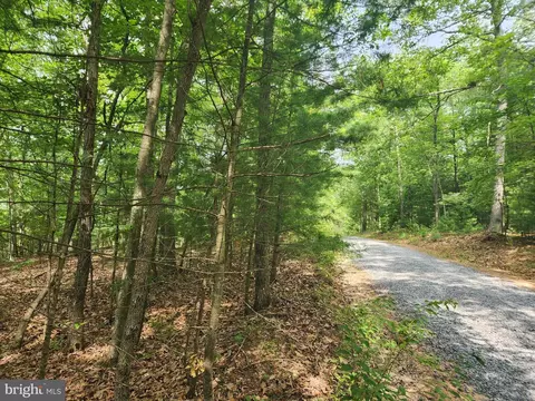 Harnest Hills - Lot 5, Great Cacapon, WV 25422
