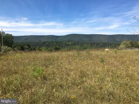 Apple Orchard Circle, Berkeley Springs, WV 25411