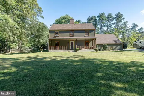 121 Elderberry Dr, Berkeley Springs, WV 25411