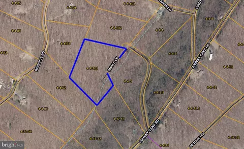 310 Small Ln, Great Cacapon, WV 25422