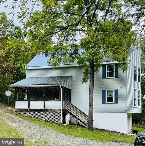 4077 Cherry Run Rd, Hedgesville, WV 25427