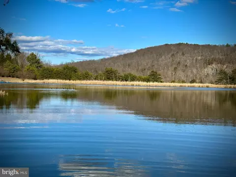 3 Ac Tuscarora Trl, Berkeley Springs, WV 25411