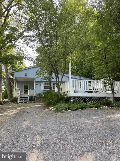 164 Abel Ln, Great Cacapon, WV 25422