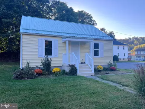 38 Biser St, Berkeley Springs, WV 25411 photo 18