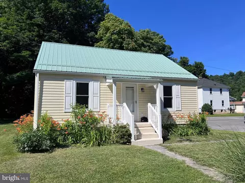 38 Biser St, Berkeley Springs, WV 25411 photo 22