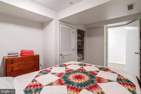 Bedroom - 18 Whipporwill Ct, Berkeley Springs, WV 25411 photo 10 of 13
