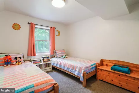 Bedroom - 18 Whipporwill Ct, Berkeley Springs, WV 25411 photo 12 of 13