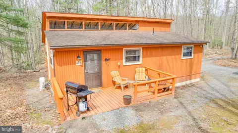 177 Equestrian Ln, Hedgesville, WV 25427