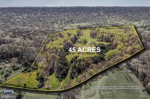 Mauzy Road, Berkeley Springs, WV 25411