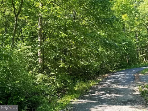 Freedom Lane, Hedgesville, WV 25427