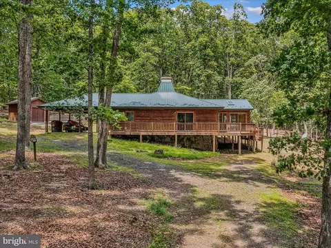 277 Chipmunk Way, Great Cacapon, WV 25422