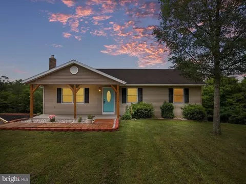 383 Chevy Ln, Berkeley Springs, WV 25411