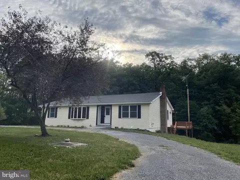 456 Clone Run Rd, Hedgesville, WV 25427