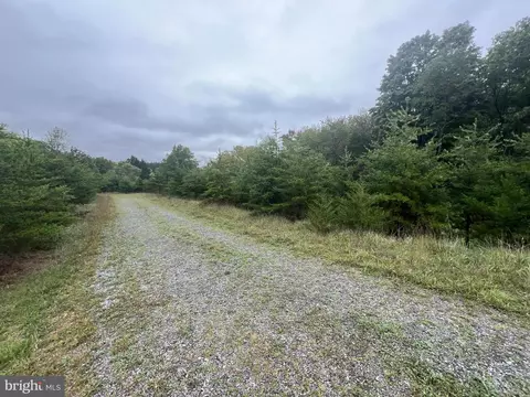 Husk Trail Lot 12, Berkeley Springs, WV 25411