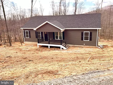 185 Fawn Run Ln, Hedgesville, WV 25427