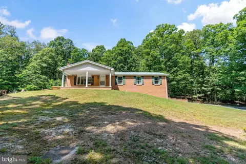 6189 Milo School Rd, Great Cacapon, WV 25422