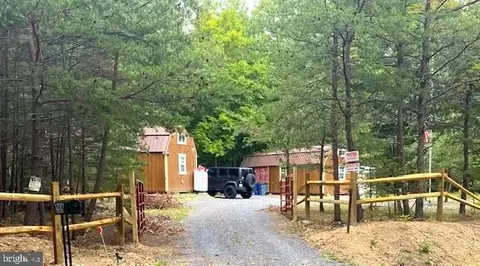 259 Luther Michael Rd, Berkeley Springs, WV 25411