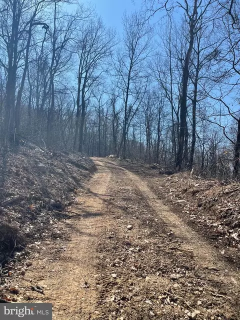 Kessel Road, Great Cacapon, WV 25422