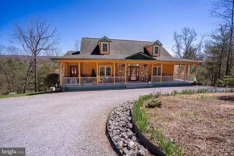 138 Old Mill Manor Trl, Berkeley Springs, WV 25411