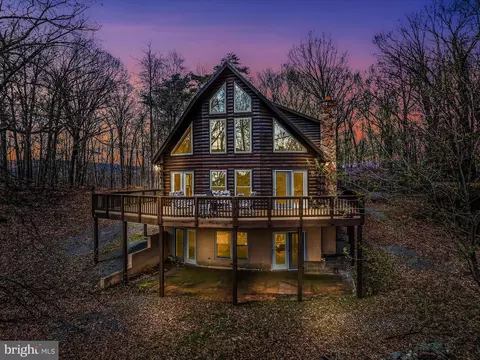 1903 Gaither Rd, Great Cacapon, WV 25422