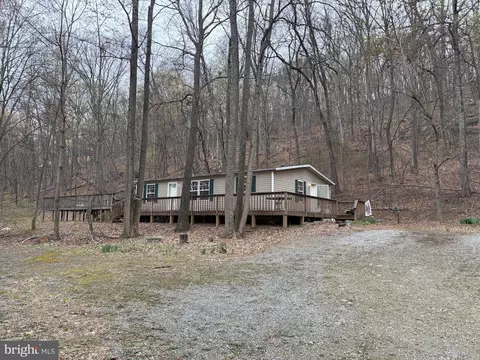 113 Diamond Way, Berkeley Springs, WV 25411
