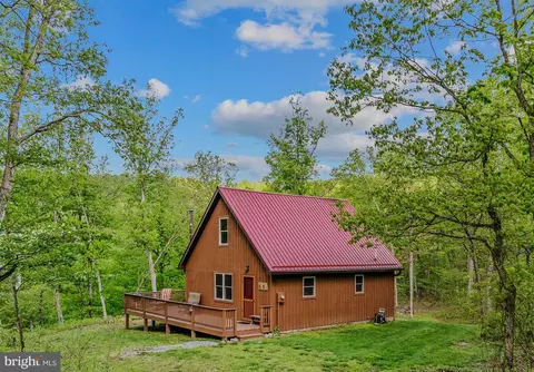82 Vista River Ln, Paw Paw, WV 25434