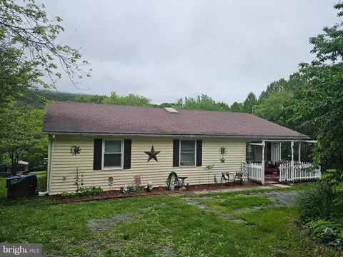 2596 Detour Rd, Great Cacapon, WV 25422