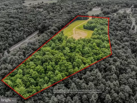 Fairview Oaks Way, Berkeley Springs, WV 25411