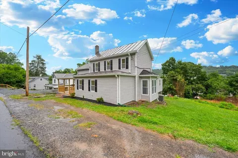 516 Wilkes St, Berkeley Springs, WV 25411 photo 48