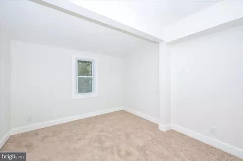 516 Wilkes St, Berkeley Springs, WV 25411 photo 18