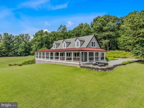 5685 Milo School Rd, Great Cacapon, WV 25422