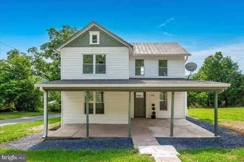 530 Wilkes St, Berkeley Springs, WV 25411