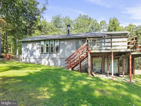 867 Mason Rd, Hedgesville, WV 25427