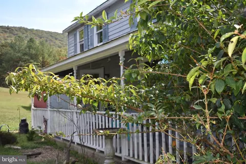 1971 Duckwall, Berkeley Springs, WV 25411