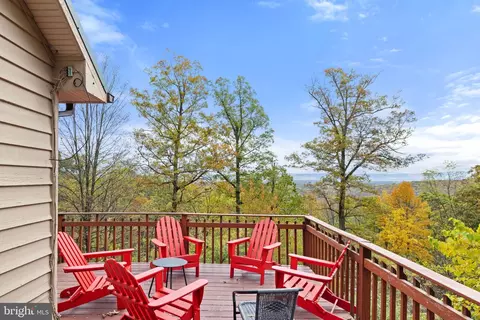 Exterior - 537 Bobcat Dr, Berkeley Springs, WV 25411 photo 7 of 11