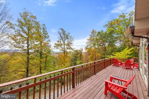 Exterior - 537 Bobcat Dr, Berkeley Springs, WV 25411 photo 2 of 11