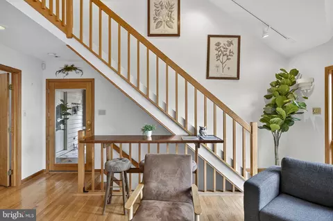 Entry Way - 537 Bobcat Dr, Berkeley Springs, WV 25411 photo 1 of 5