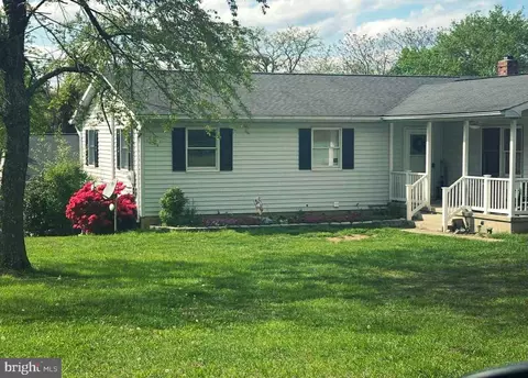 23 Wild Turkey Ln, Berkeley Springs, WV 25411