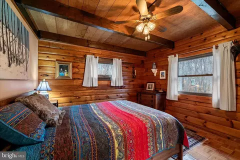 249 Crestview Ln, Berkeley Springs, WV 25411 photo 13