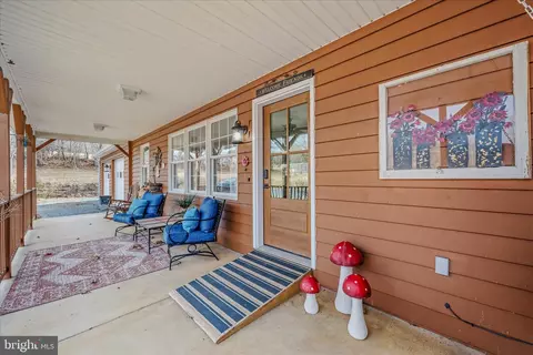 Exterior - 1636 Eckerd Ln, Berkeley Springs, WV 25411 photo 8 of 16