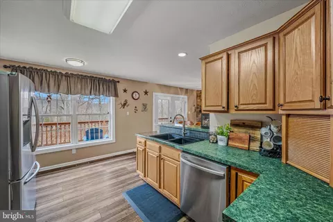 Kitchen - 1636 Eckerd Ln, Berkeley Springs, WV 25411 photo 3 of 3