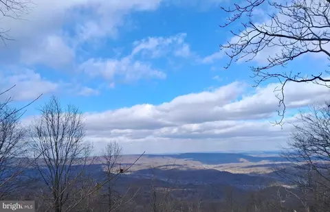 9 Fire Tower Rd # B, Great Cacapon, WV 25422