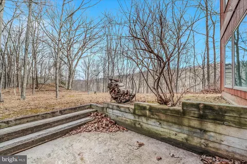 Exterior - 139 Cardinal Ln, Berkeley Springs, WV 25411 photo 13 of 19