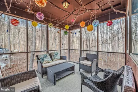 Exterior - 139 Cardinal Ln, Berkeley Springs, WV 25411 photo 6 of 19