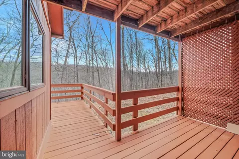Exterior - 139 Cardinal Ln, Berkeley Springs, WV 25411 photo 11 of 19