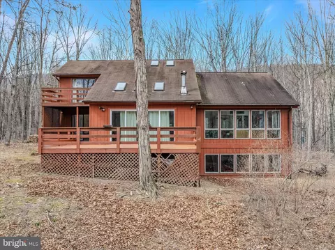 Exterior - 139 Cardinal Ln, Berkeley Springs, WV 25411 photo 16 of 19