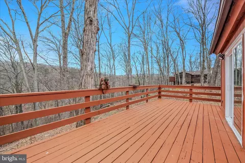 Exterior - 139 Cardinal Ln, Berkeley Springs, WV 25411 photo 9 of 19