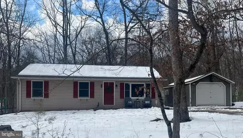 193 Hickory Hollow Rd, Berkeley Springs, WV 25411